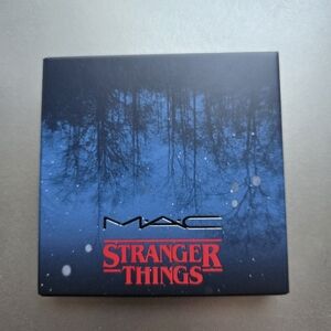 MAC Cosmetics Stranger Things Limited Edition Blue and Red Blush Palette